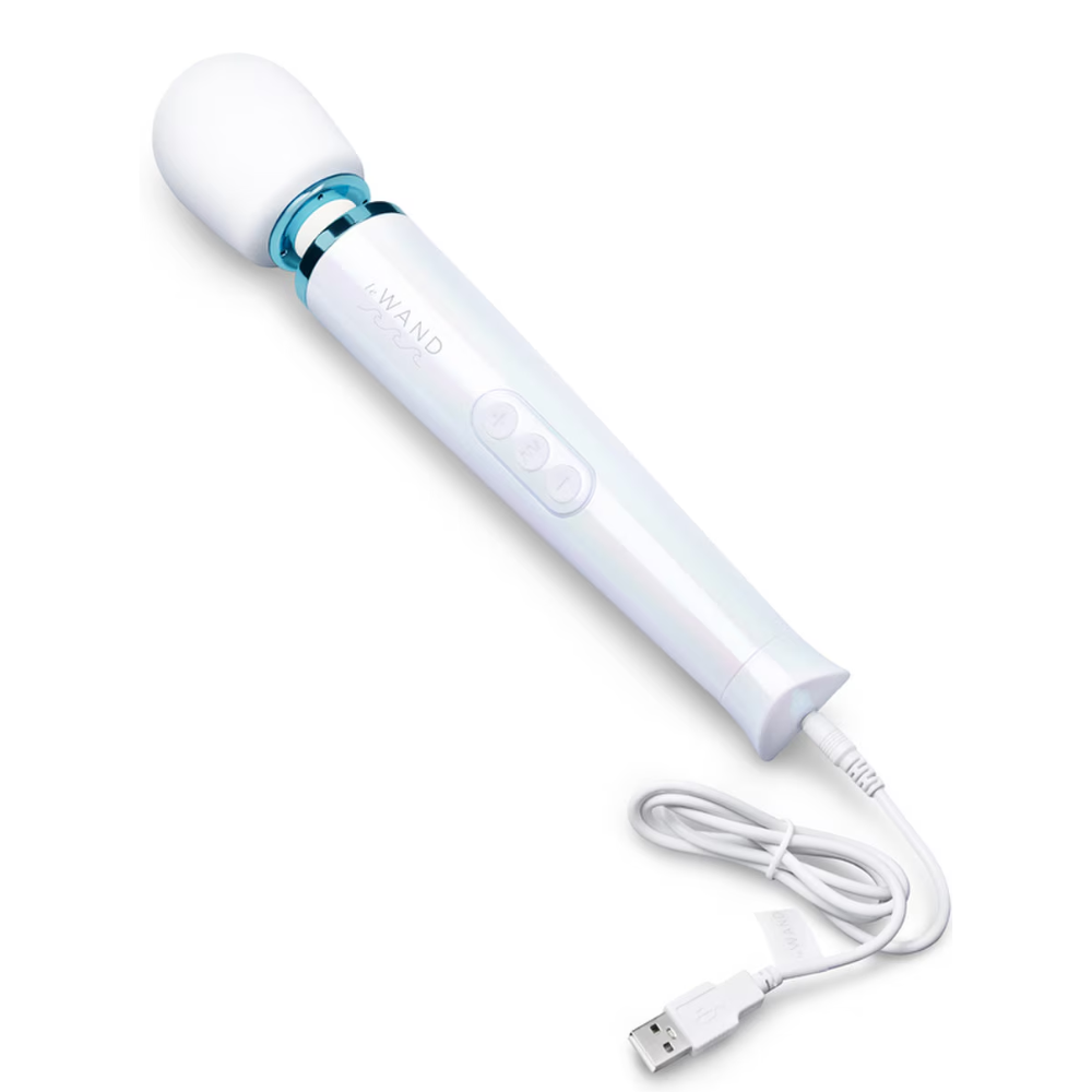 Le Wand Dive Submersible Rechargeable Wand Seashell