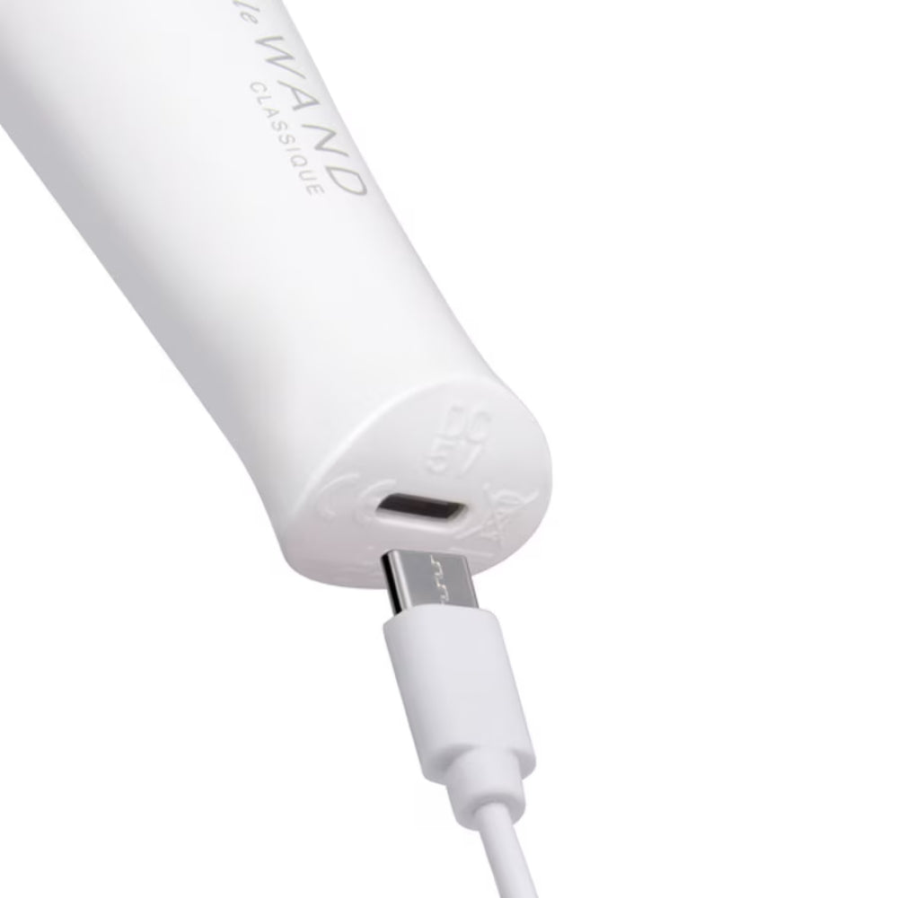 Le Wand Classique Mini Wand Massager - White