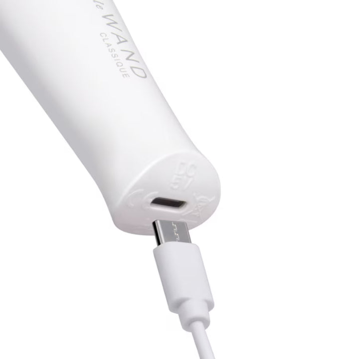 Le Wand Classique Mini Wand Massager - White